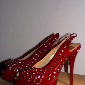 N.Y.L.A. Genevieve
platform pump Elegant Red Peep-Toe Heels